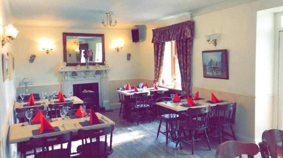 The Grapes Hotel Springholm Exterior photo